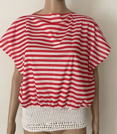 Damen Shirt rot-weiss gestreift Häkelbund Grösse M neu