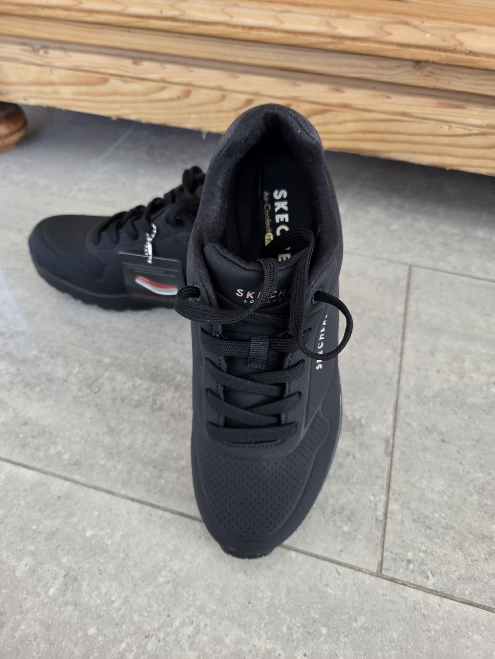 Skechers Scarpe da donna: Skechers Sneaker, neu – Nuovo (secondo la descrizione) da Wiesendangen venduto da Sinhuk 2