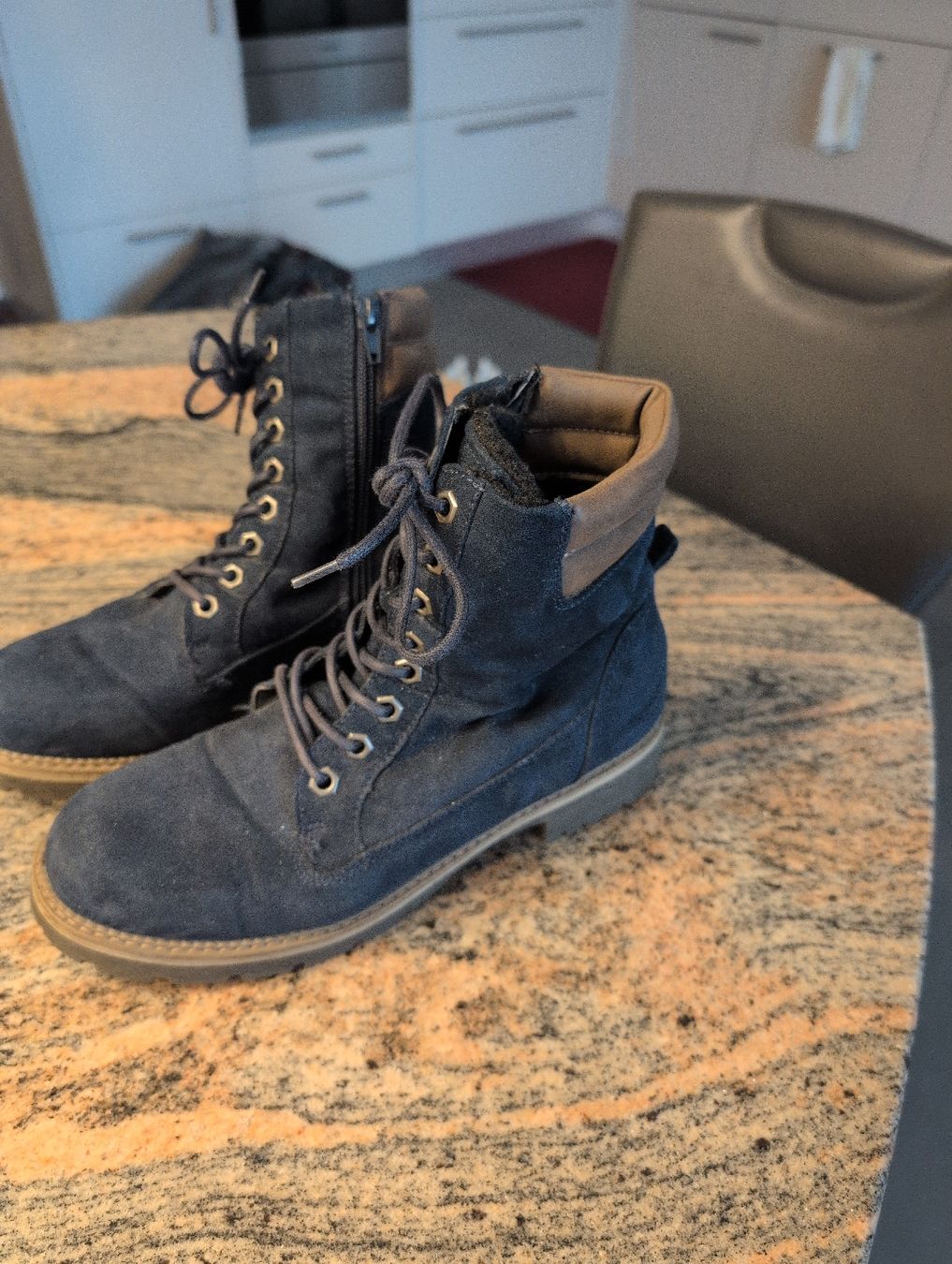 Chaussures femmes: Damenschuhe  – D'occasion à Amlikon-Bissegg par oberfeld3
