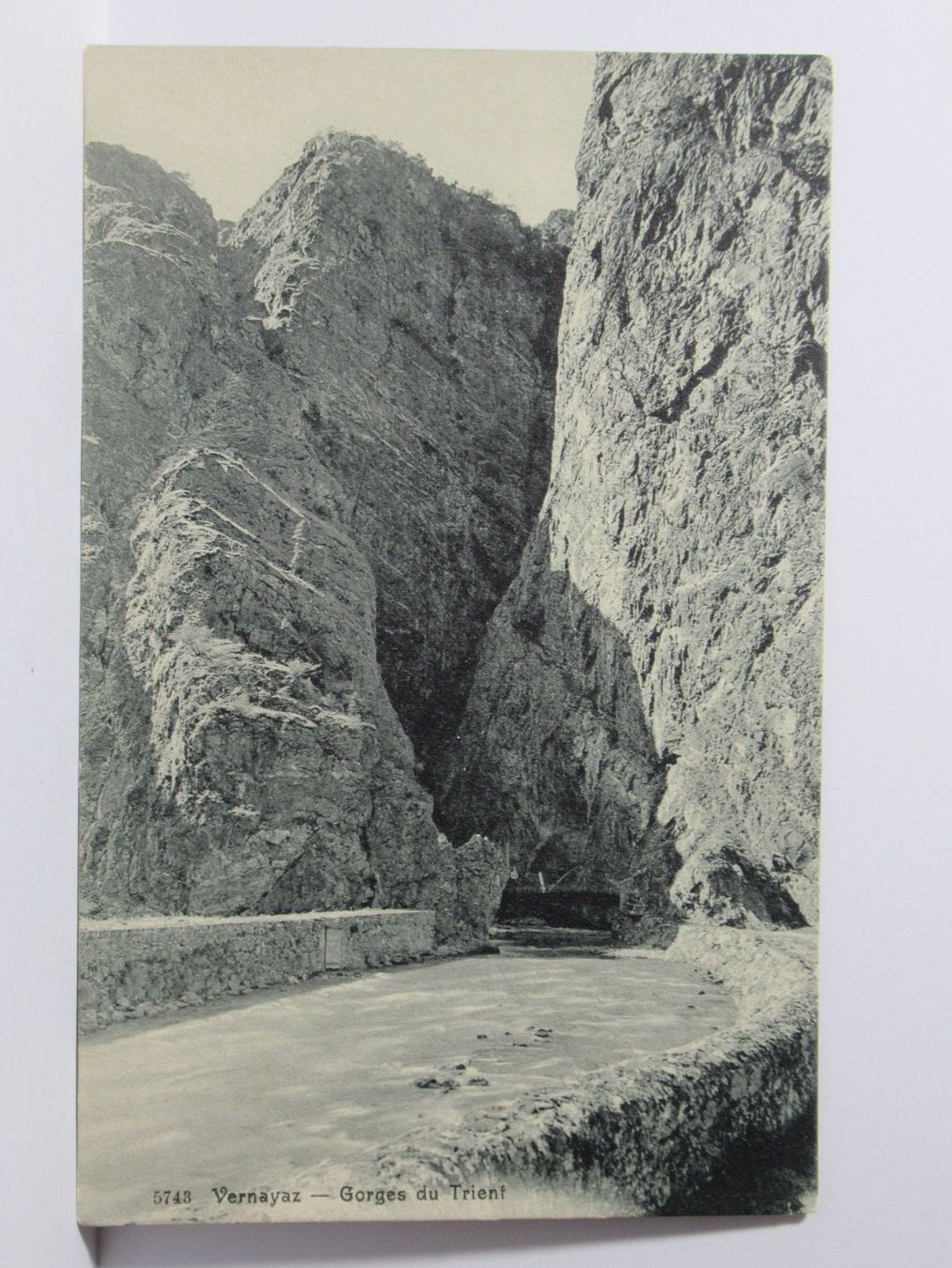 Cartes postales: Vernayaz - Gorges du Trient – Neuf (Voir description) à Grenchen par Bluemchen1900
