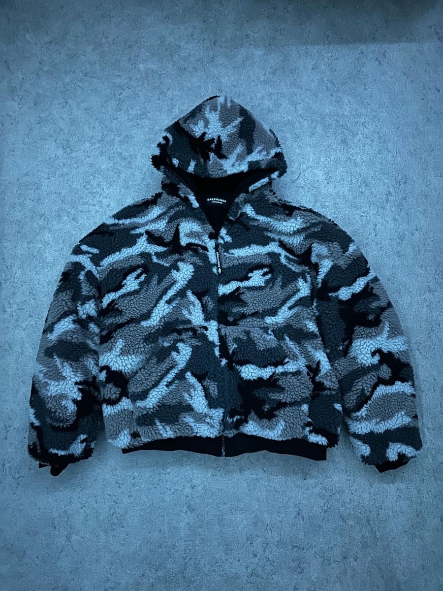 Balenciaga Jacken: Balenciaga fur ski camo jacket – Neu (gemäss Beschreibung) aus Köniz von usernoname 1