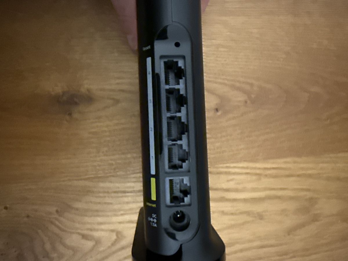 Netgear Modems & Router: Netgear AX1800 Router – Neu (gemäss Beschreibung) aus Belp von __noahnoah__ 2