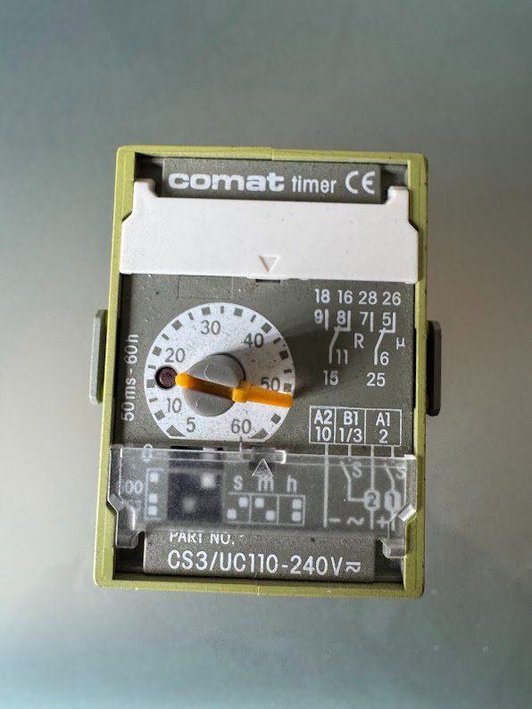 Elektronikbauteile: Comat•Multifunktion-Zeitrelais•Wechslerkontakte•230•2Wechsel – Neu (gemäss Beschreibung) aus Neuenkirch von JCQ 1