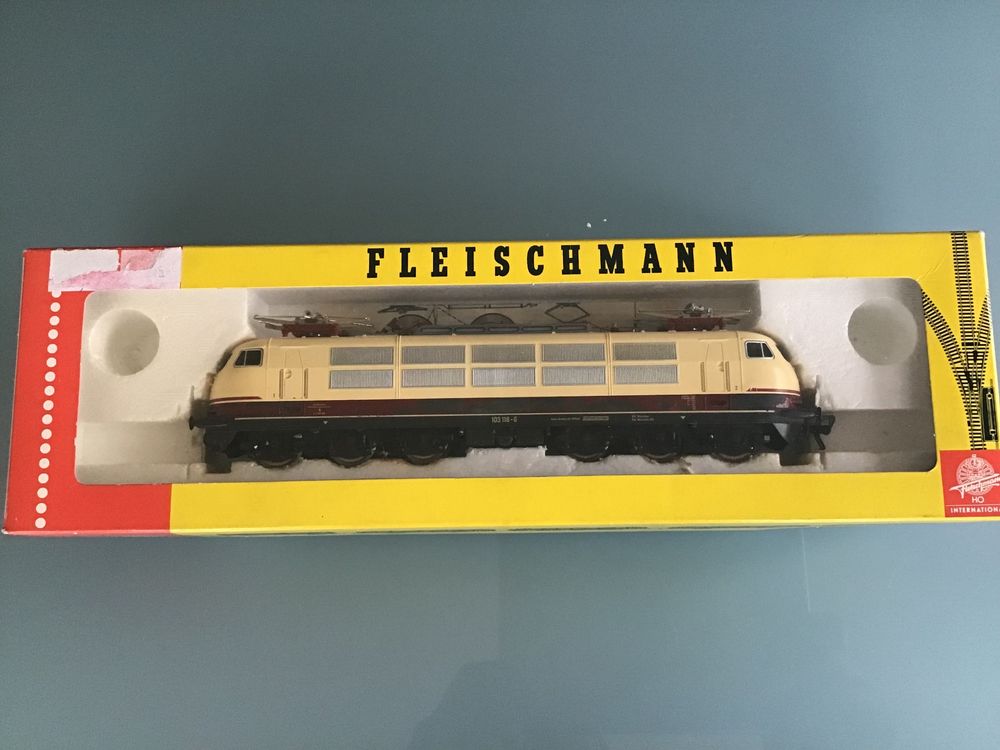 Carrosserie Et Châssis Fleischmann DB BR 103 118-6 - Pour Pièces Ou Restauration Modèle Réduit