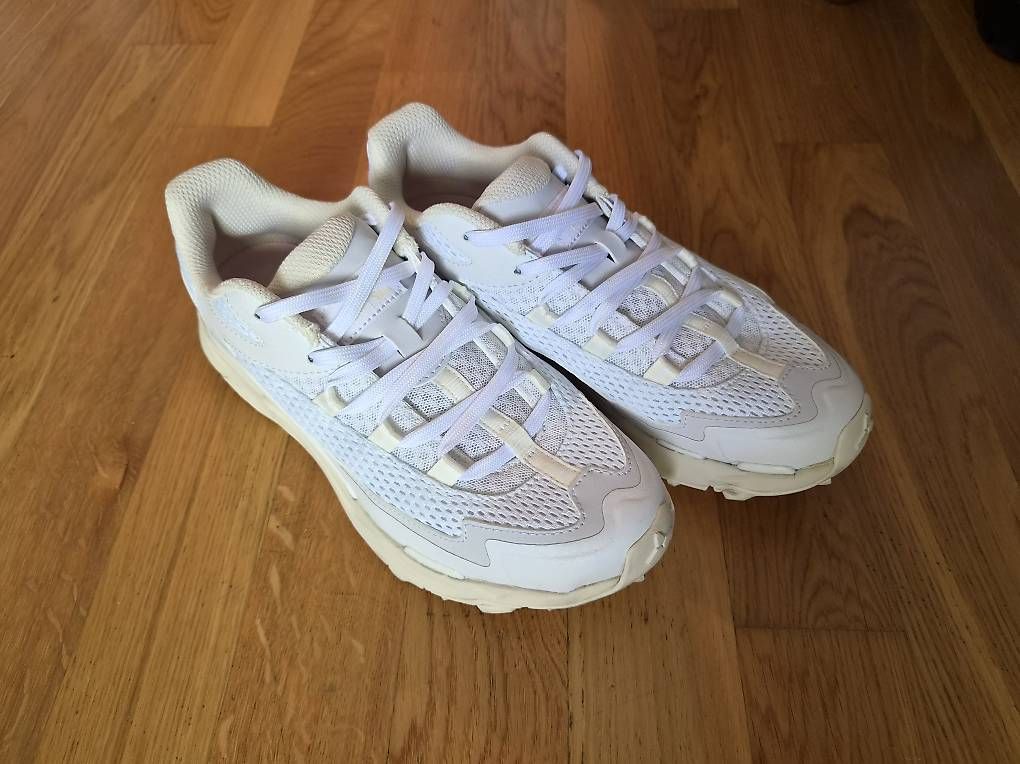 Scarpe da donna: Baskets The North Face blanches – Nuovo e nell'imballaggio originale da Bernex venduto da luanacsoares