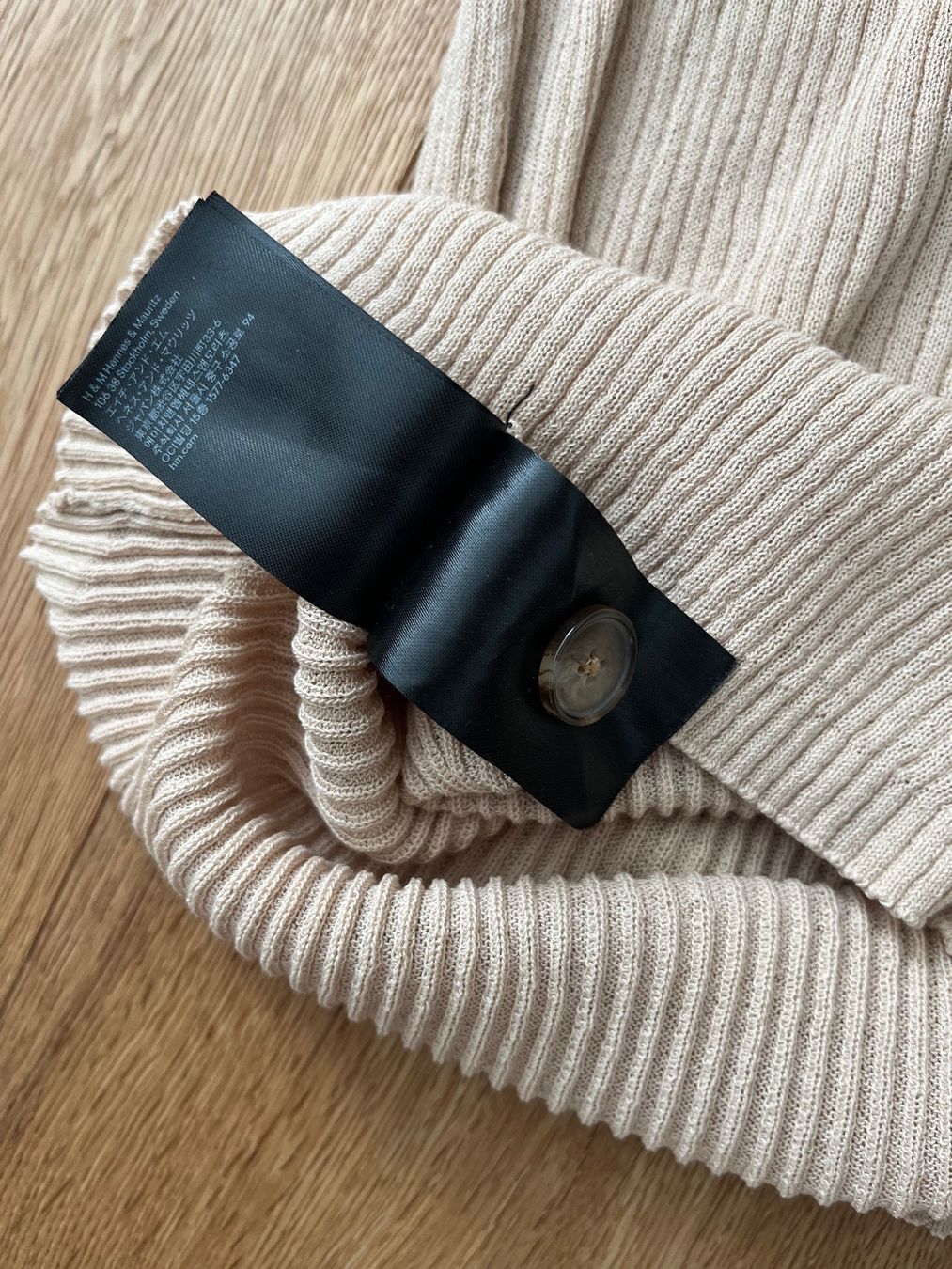 H&M Top: H&M Geripptes Shirt, Gr. 38 – Usato da Interlaken venduto da fbnscl 3