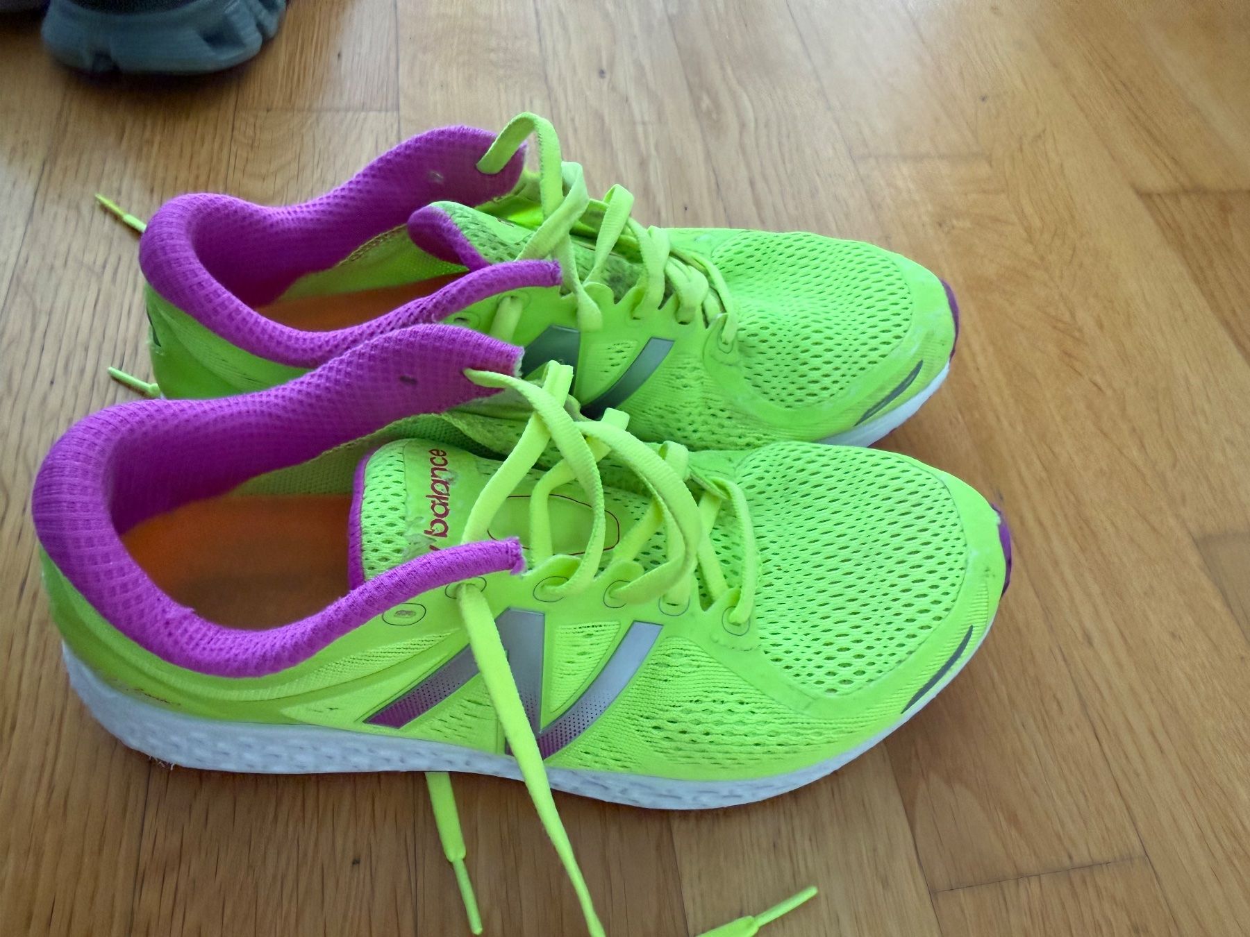 New Balance Scarpe da donna: New Balance Gr 39 – Usato da St. Gallen venduto da Emifrei 8