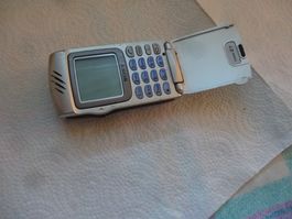 SONY CMD-Z7 ANTIK HANDY-OHNE LADEGERAT.MIT BATTRY.NO WORK