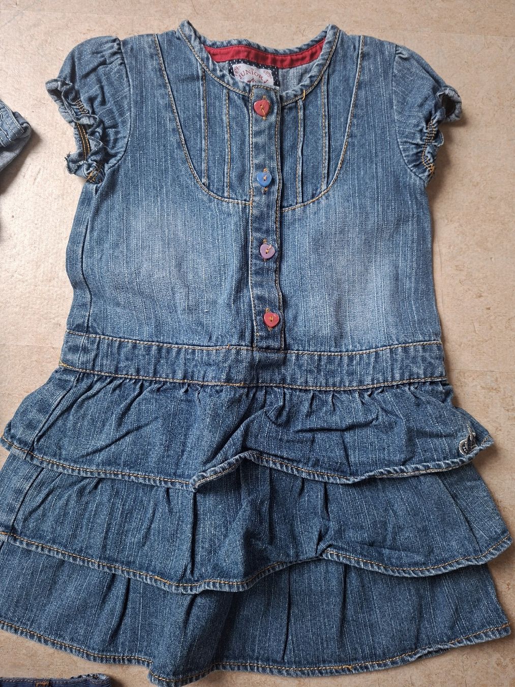 Lotti & Set di vestiti: Jeans Kleider Set, Grösse 92-98, Mädchen – Usato da Klingnau venduto da vollmond36 1