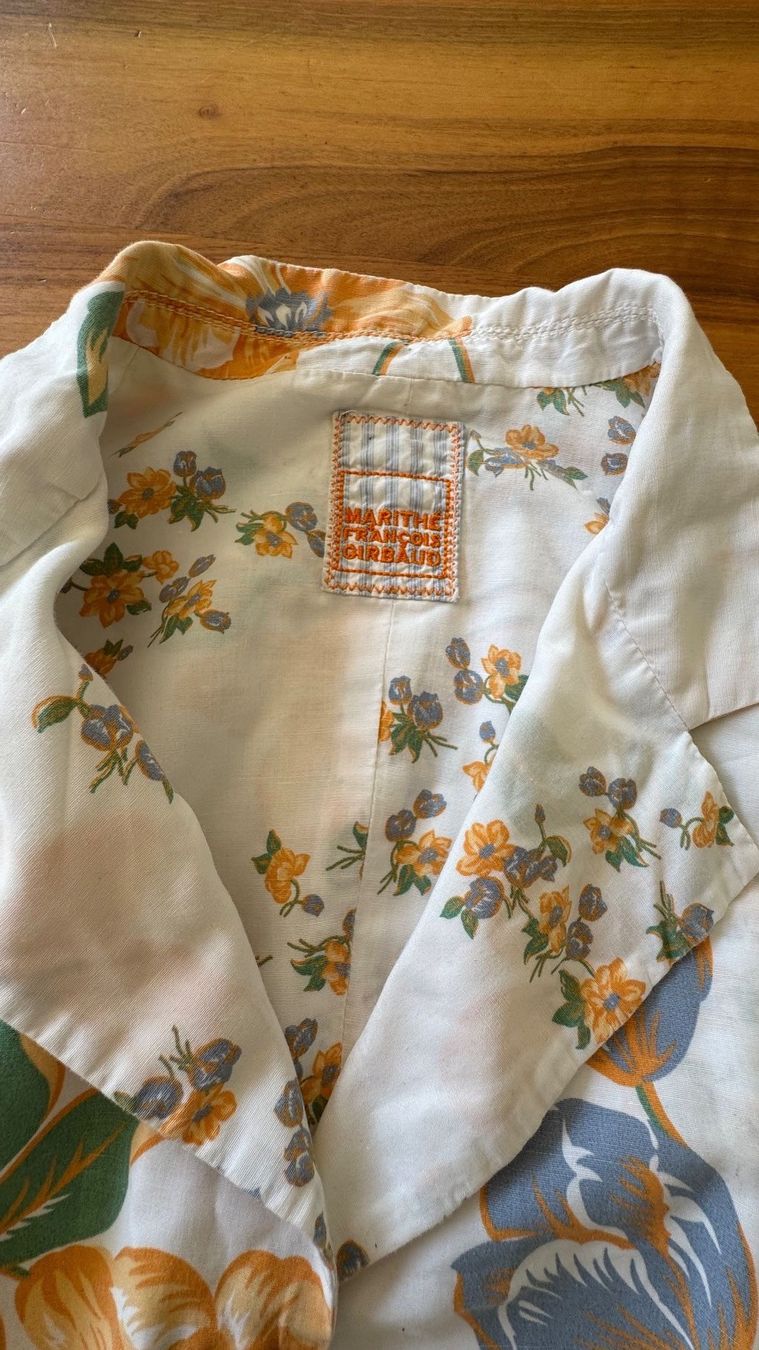 Girbaud Giacche: MARITHE FRANCOIS GIRBAUD Blazer Jacke Gr. 36 wendebar 2in1 – Usato da Meiringen venduto da Jackwashere 1