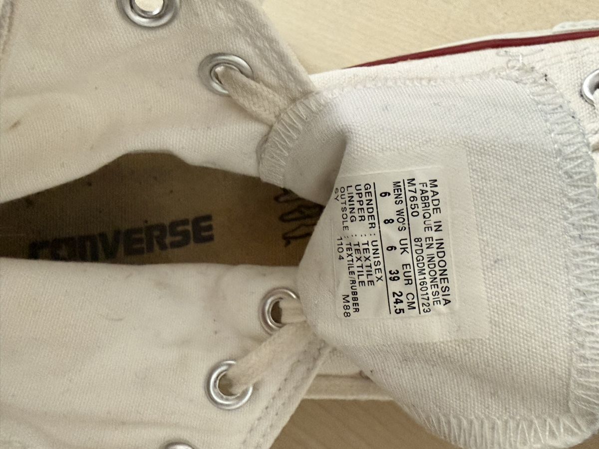 Converse Scarpe da uomo: Vintage Converse All Star High Tops – Usato da Neerach venduto da lar_tkp2 4
