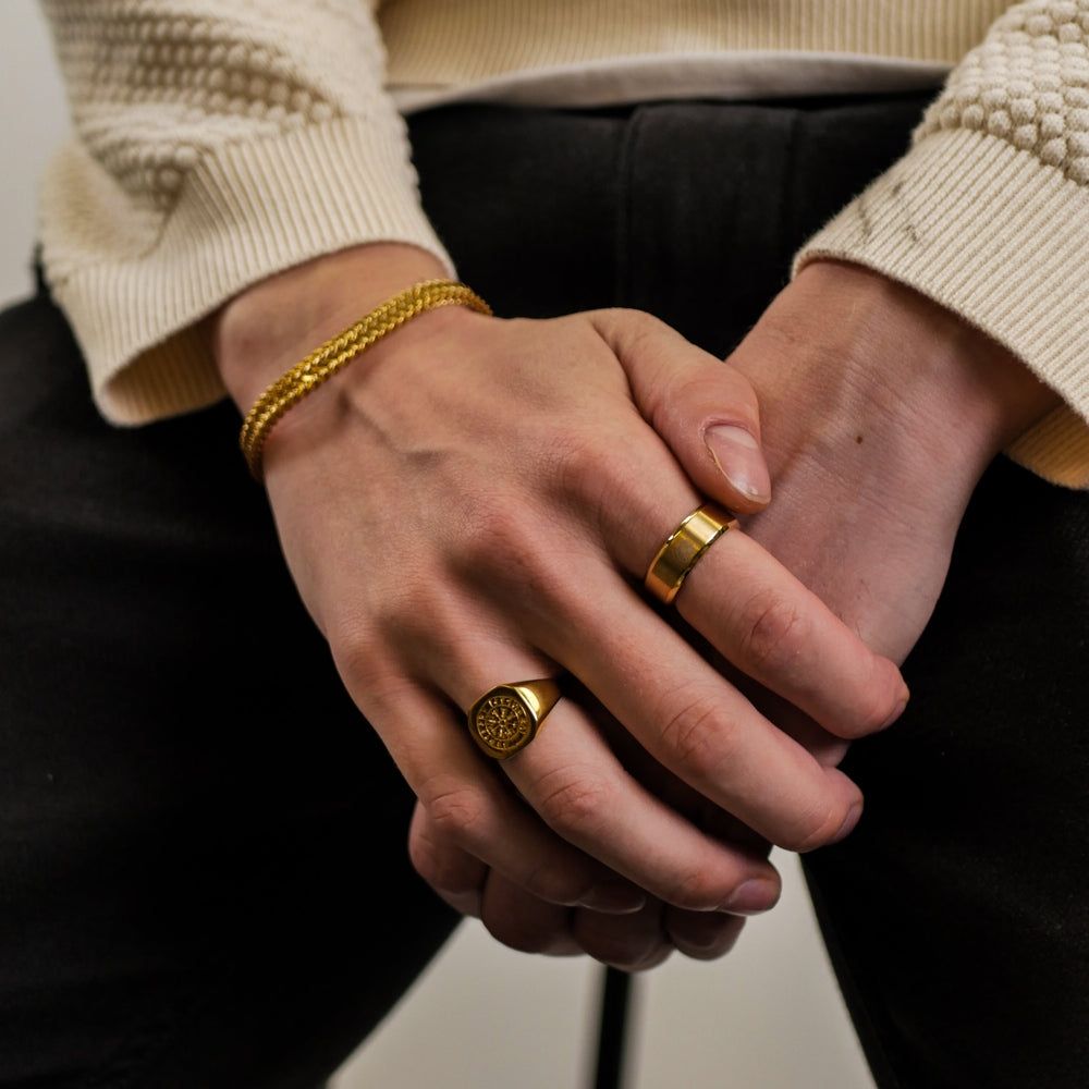 Anelli: 2x stylische Ringe in Goldfarbe – Nuovo (secondo la descrizione) da Luzern venduto da Tdawg54 2