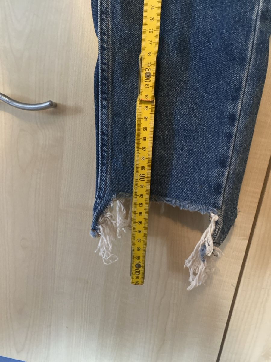 Zara Jeans: Jeans mit Blumenstickmuster Gr. 36 – Usato da Gränichen venduto da cat_lady 6