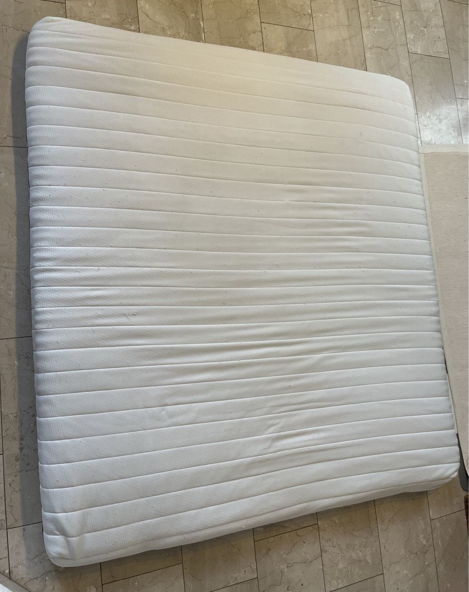 Materassi: Matratze 180 x 200 – Usato da Seuzach venduto da LamaLana