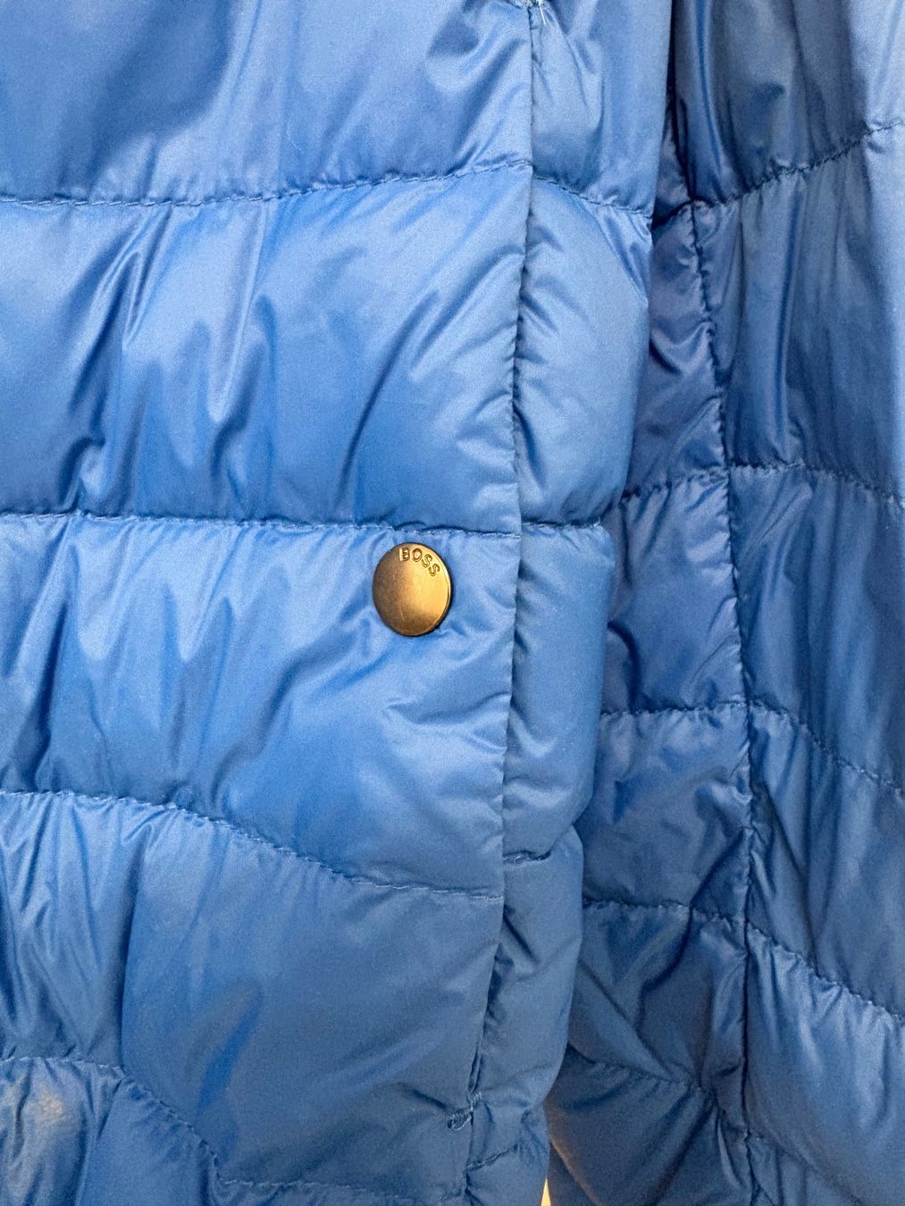 Hugo Boss Giacche: Daunenjacke von Hugo Boss, Gr. 38 – Usato da Egg b. Zürich venduto da adimoxon 1