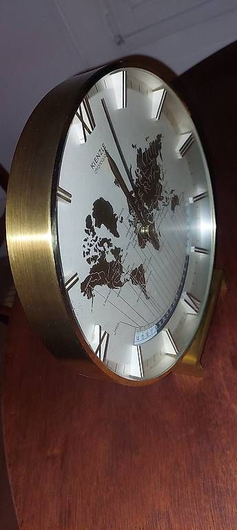 Orologi da terra & Orologi da parete: Tisch Uhr art déco  – Usato da Zug venduto da rifri333 2