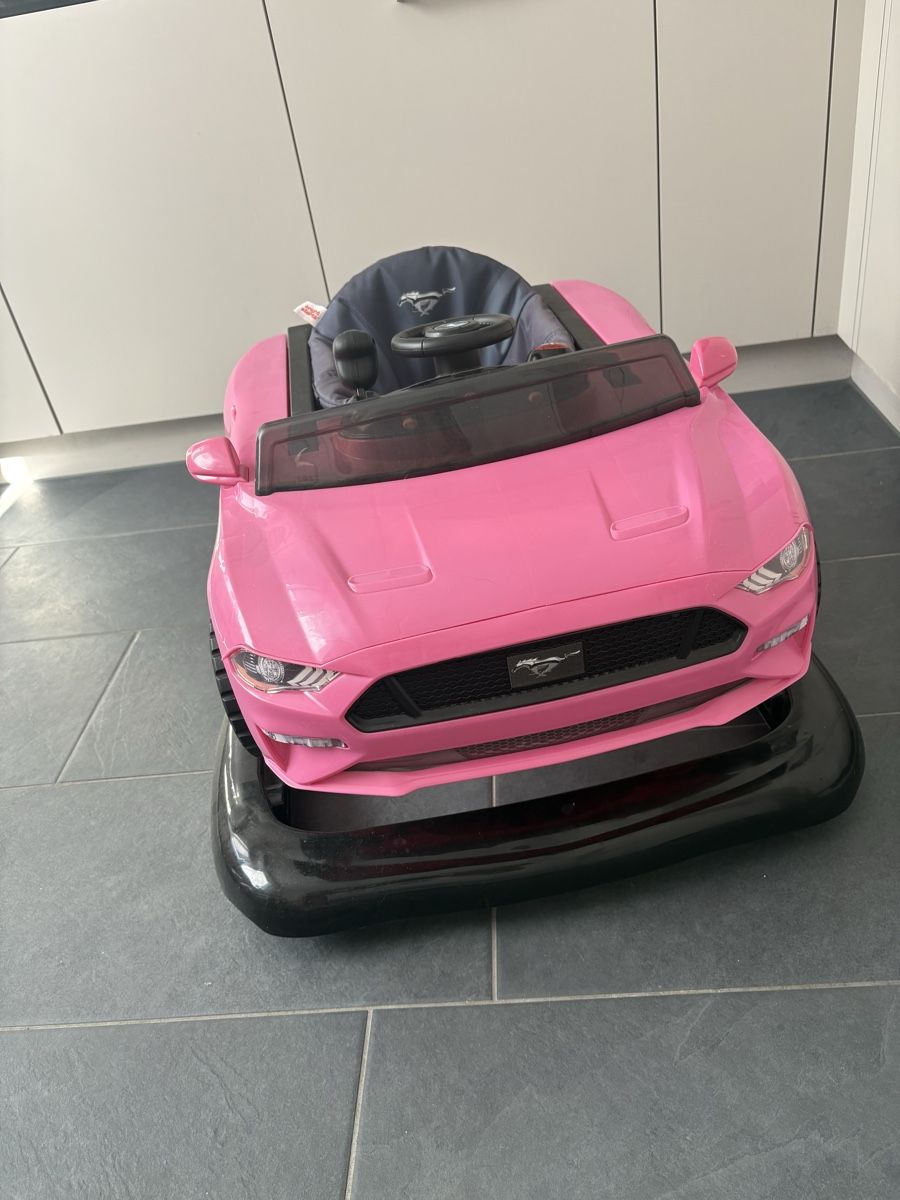 Véhicules pour enfants: Mustang Baby Auto – D'occasion à Basel par Merita27 3