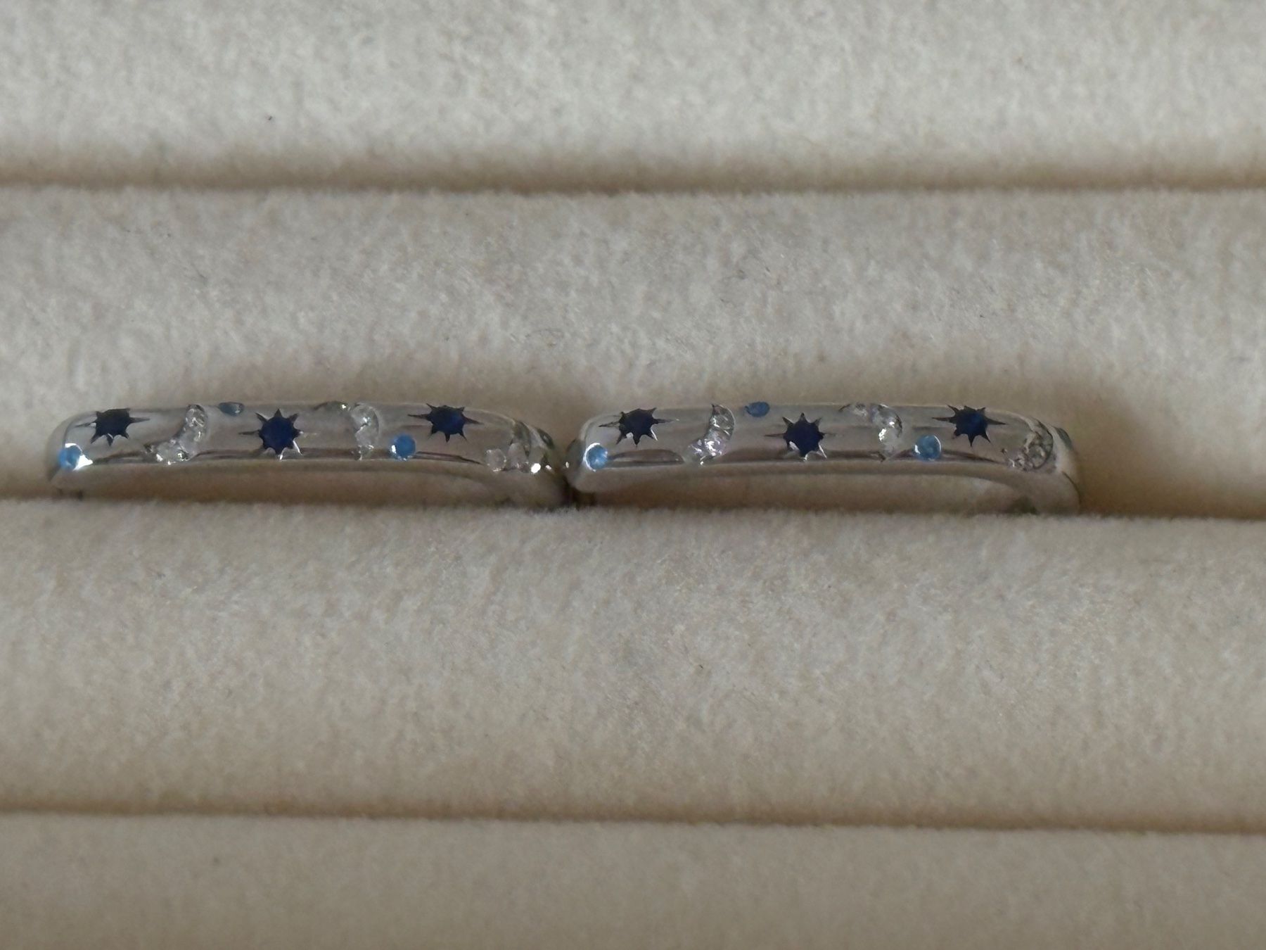 Orecchini pendenti & Orecchini a lobo: Luxus Elegante Ohrstecker  Silberfarben/ weiss blau – Nuovo (secondo la descrizione) da Biel-Bienne venduto da Roserosse13 2