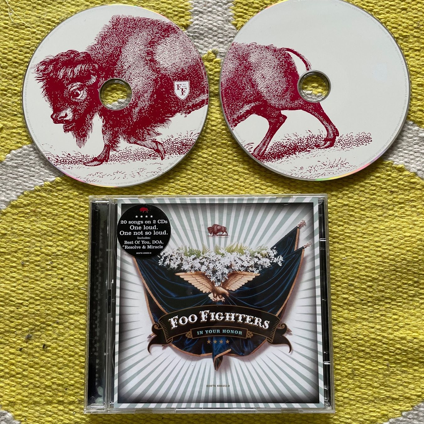 CD: FOO FIGHTERS-2CD IN YOUR HONOR – Usato da Rorschacherberg venduto da CD-Roli
