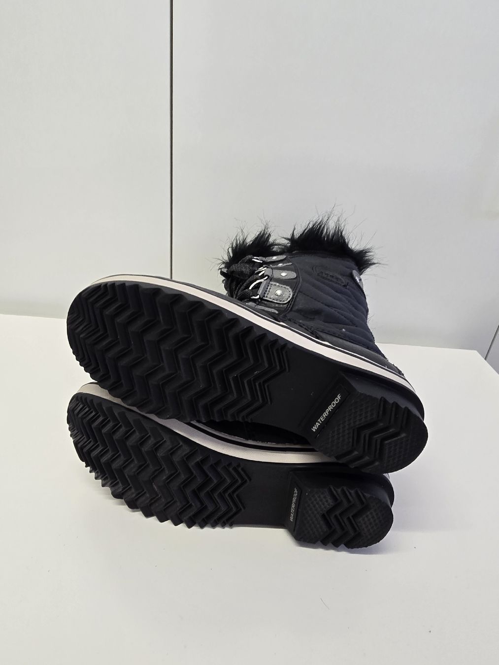 Sorel Scarpe per ragazze: Mädchen Sorel Winterstiefel Gr.37 – Usato da St. Gallen venduto da CAPYCORP 4