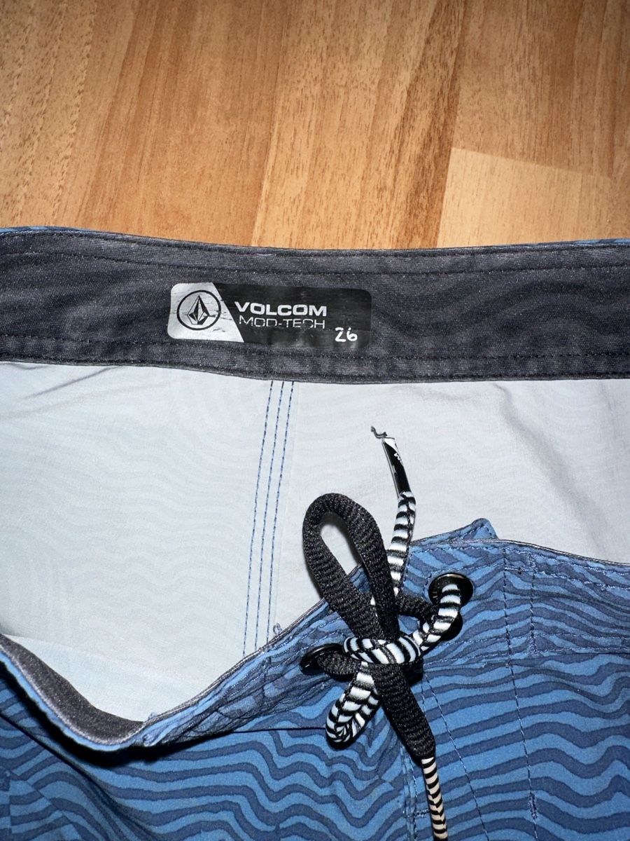 Volcom Pantaloni: Volcom Badeshort Kinder Gr. 26 Mod-Tech – Usato da St. Gallen venduto da mai_zpt7 2