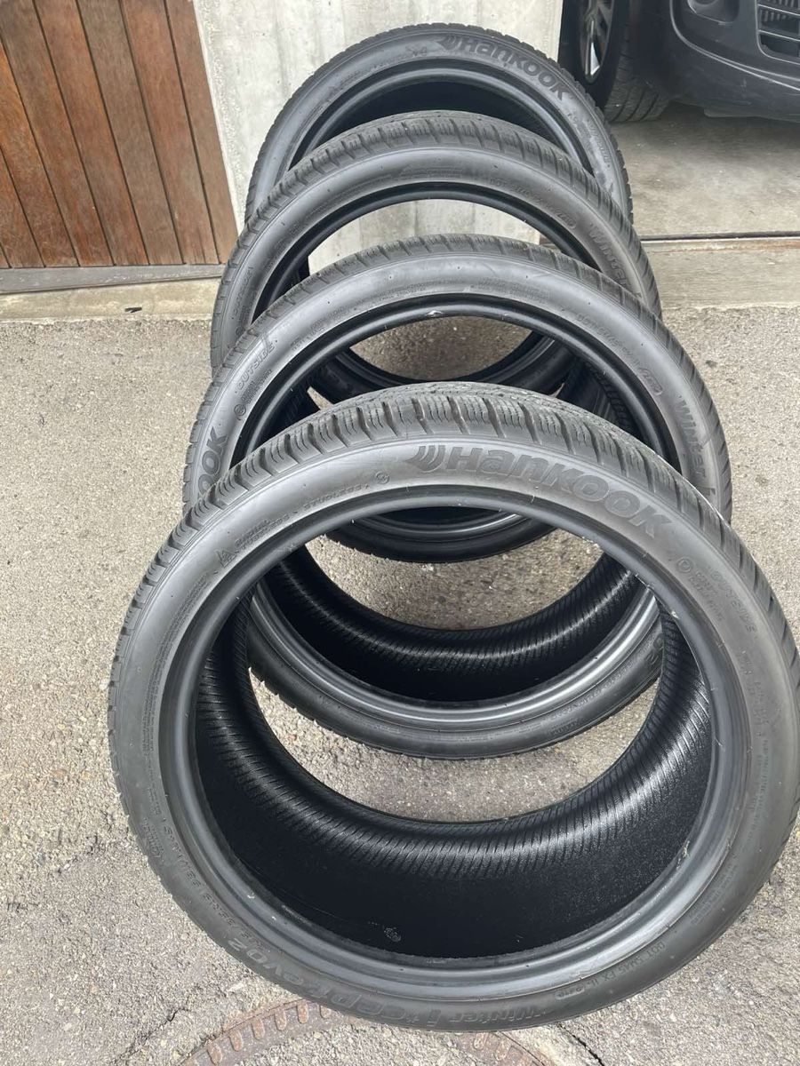 Pneus & Kompletträder: Winterreifen 265/35/19 – Gebraucht aus Grosswangen von her_59rt 2