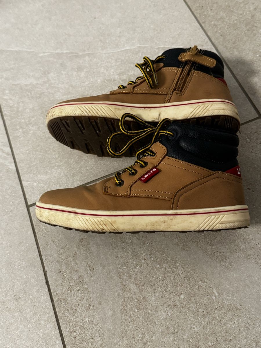 Levi's Chaussures garçon: Levis Boots, Junge, 31, braun – D'occasion à Wilen b. Wil par carpediem25 2