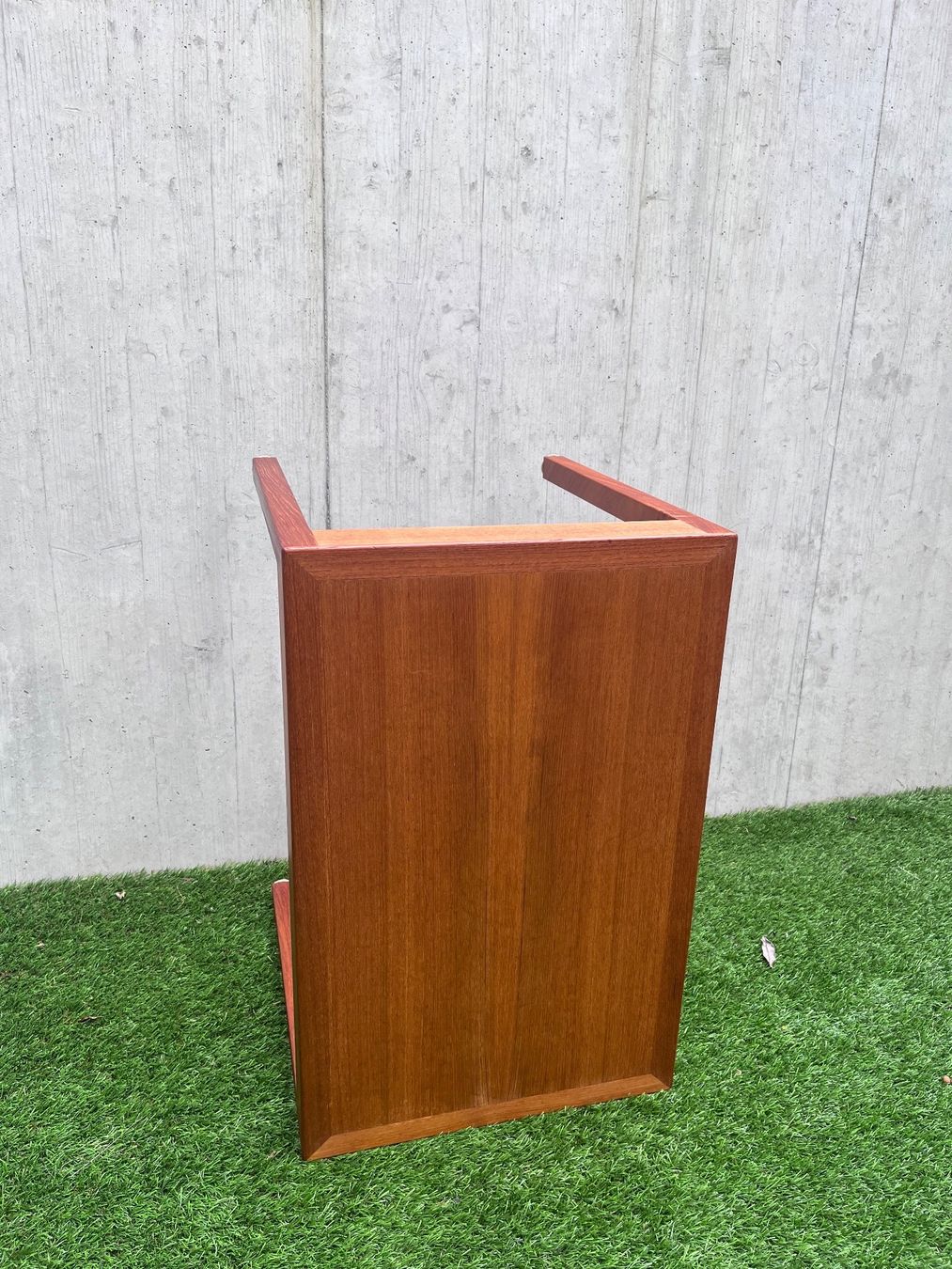 Tische: Beistelltisch aus Teak – Gebraucht aus Küsnacht ZH von Quiti 3