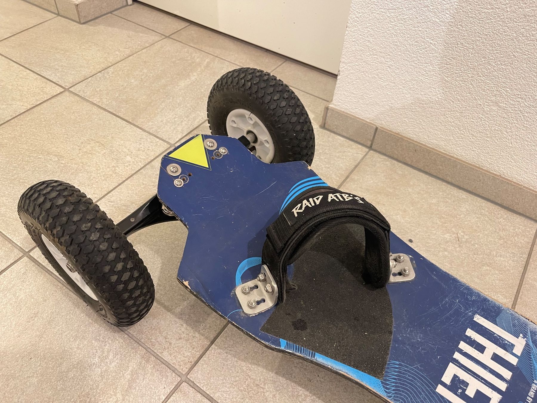 Skateboards: Raid ATB‘s Thief Mountainboard Landboard Kite – Usato da Naters venduto da tob_6x2m 5