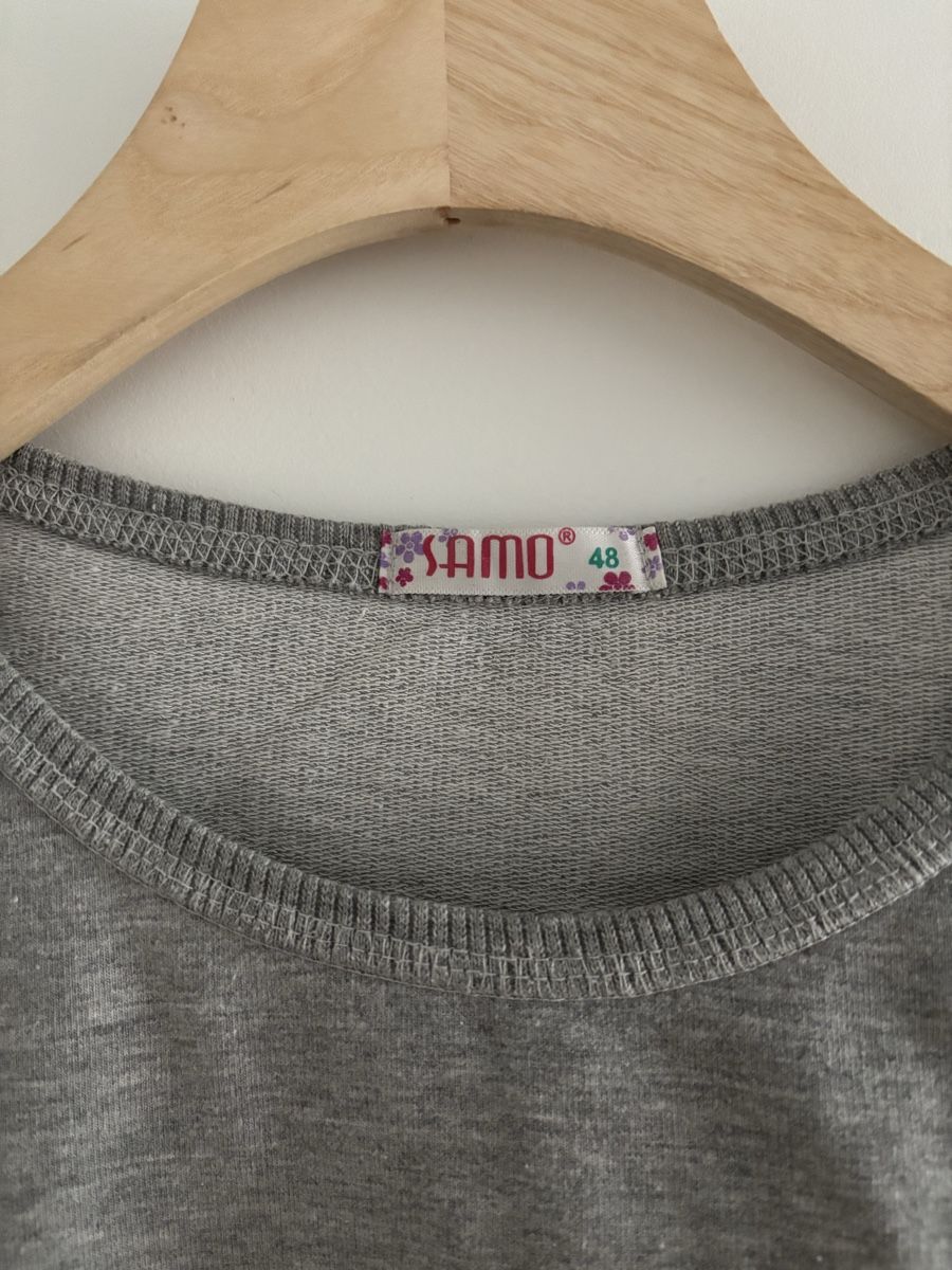 Maglioni & Felpe: Grauer Damenpullover mit schwarzem Ornamentmuster – Usato da Luzern venduto da aloevira 2