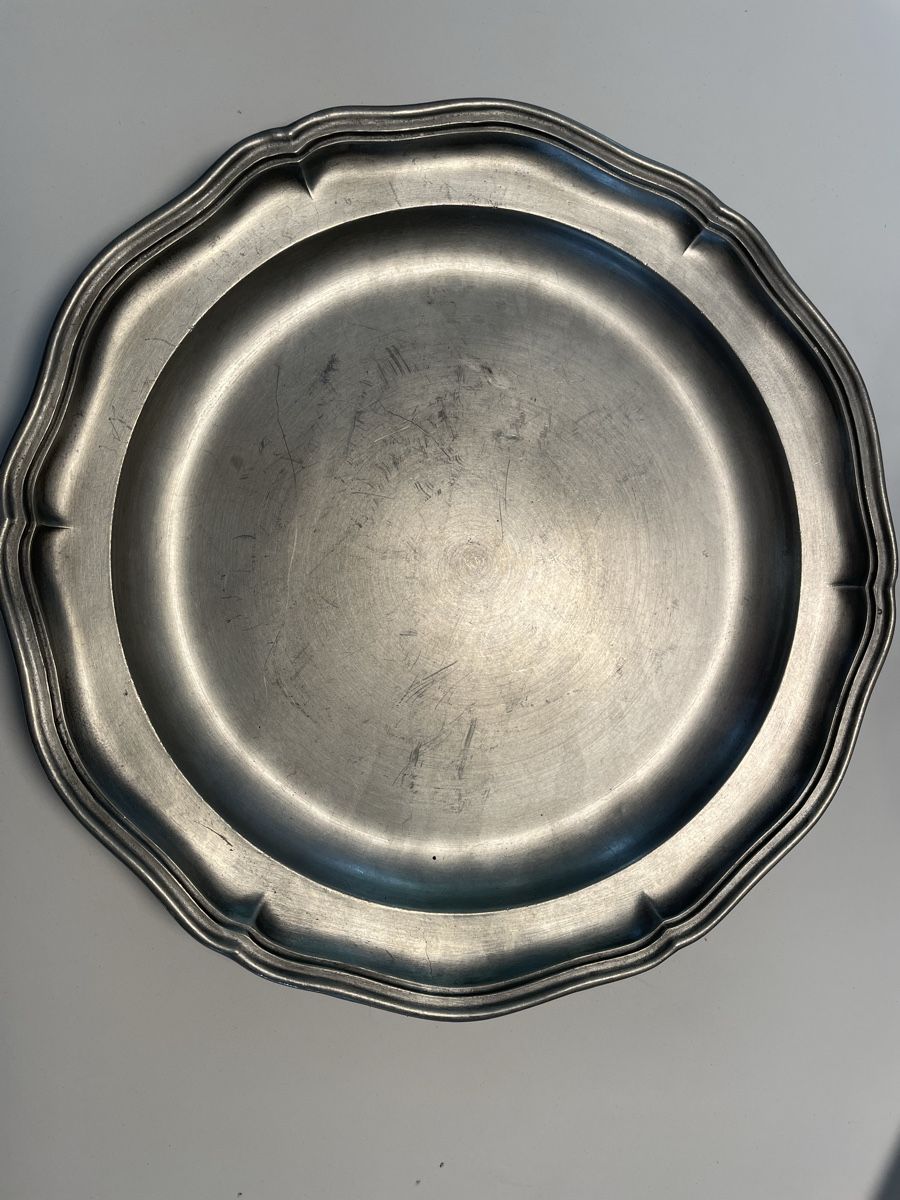 Assiettes: Zinnteller – D'occasion à Niederbüren par poschti