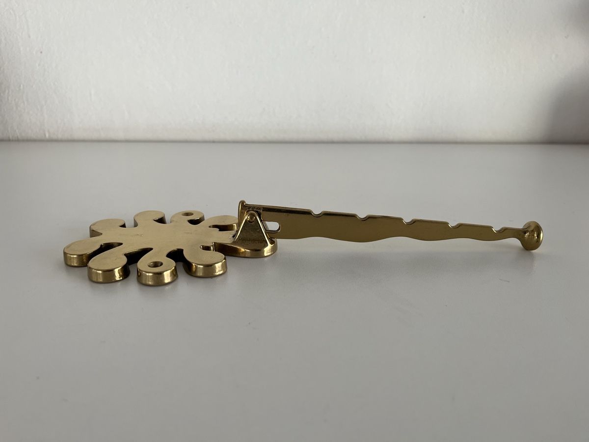 Eisenwaren: Wandhaken / Messing / Klappbar  – Gebraucht aus Wetzikon ZH von seli03 1
