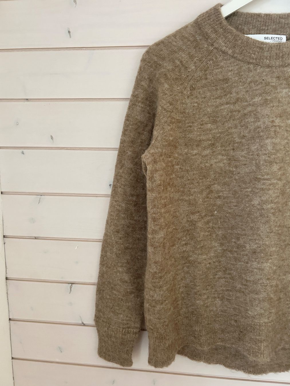 Selected Pullover & Sweatshirts: Selected Femme Pullover - Gr. M – Gebraucht aus Illnau von Monkky 4