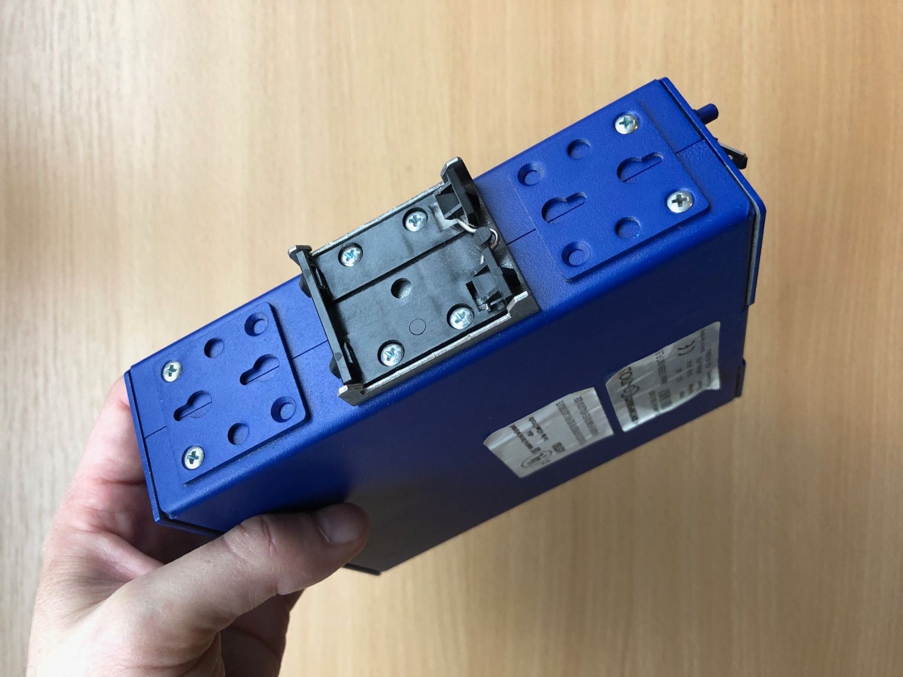 Hub & Switch: CTRLink Skorpion Fibre-Switch EISB8-100T-FLS – Usato da Buchs SG venduto da Handyman77 4