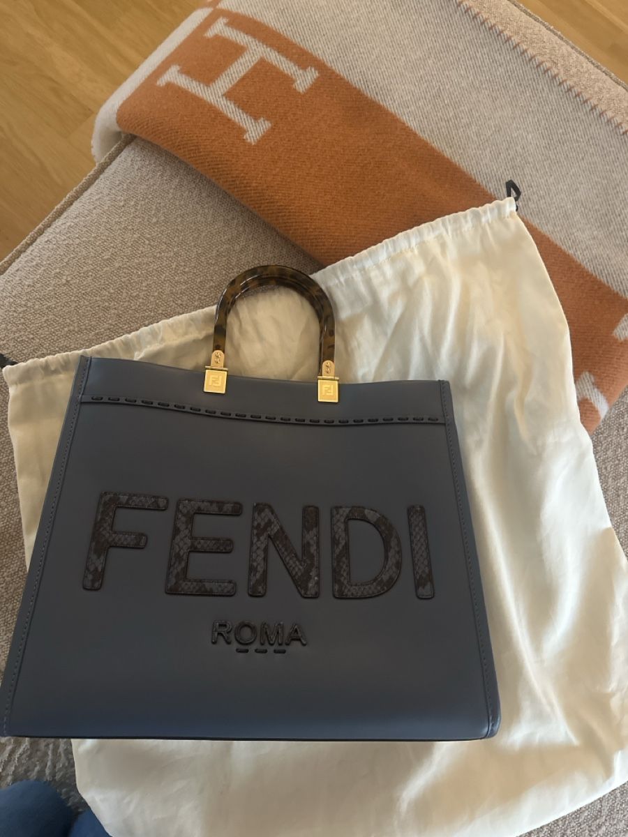 Fendi Taschen für Damen: Fendi Sunshine Medium - Neuwertig – Neu (gemäss Beschreibung) aus Riehen von fho_69tn 1