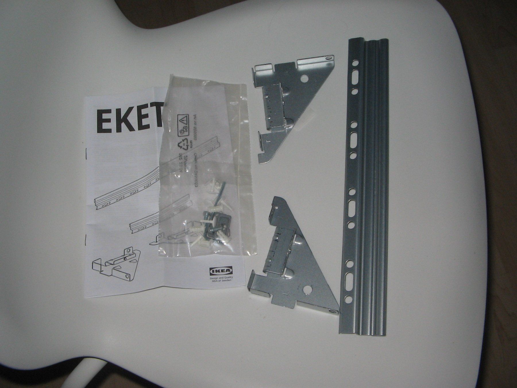Ikea Scaffali: Wandschiene 35cm – Nuovo (secondo la descrizione) da Flamatt venduto da Tattoo18 1