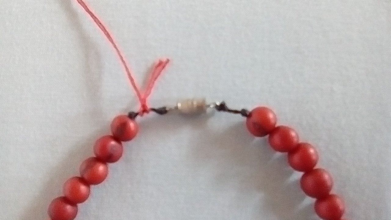 Catenine: Holzkette Modeschmuck, 50cm, neuw. – Nuovo (secondo la descrizione) da Turbenthal venduto da Panau 2