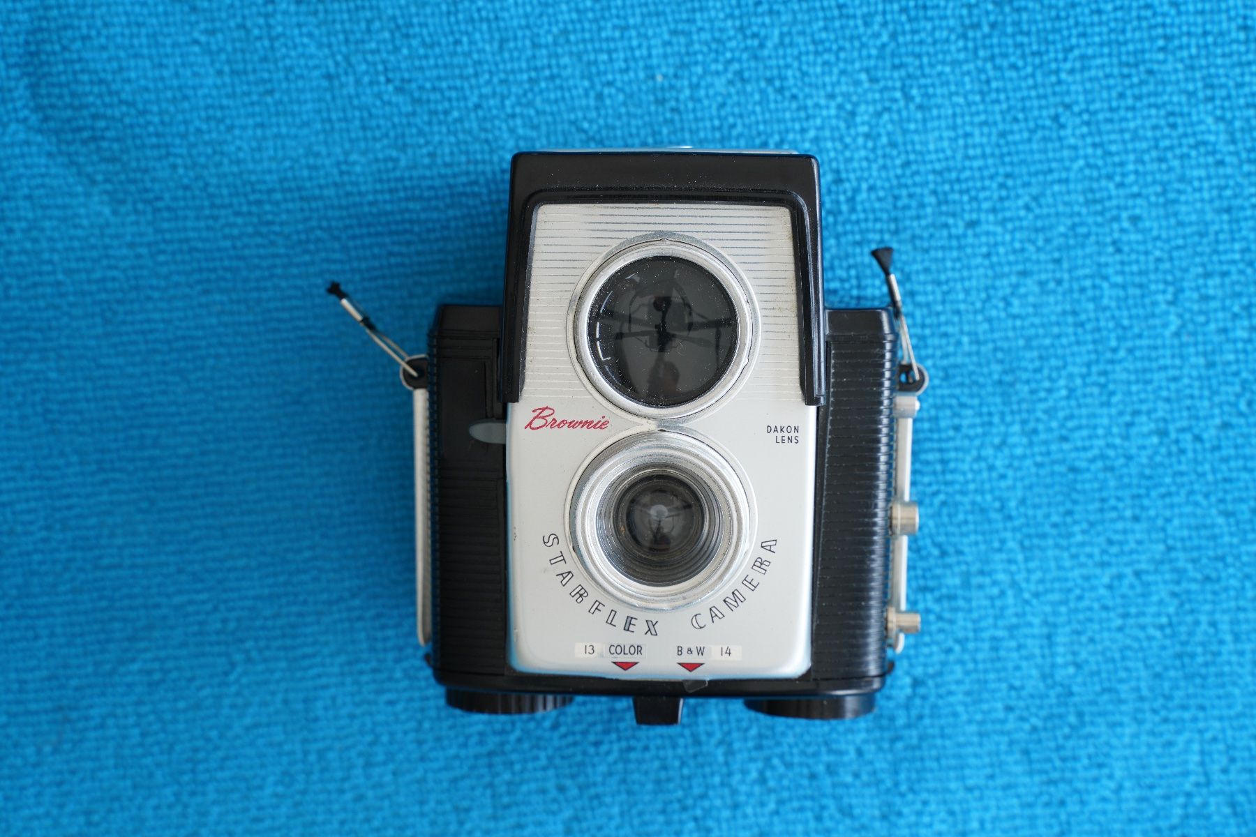 Kodak Fotocamera: Kodak Brownie - Starflex Camera – Difettoso da Dagmersellen venduto da sim_zqh8