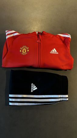 Manchester United Adidas Trainingsanzug, Gr. 9-12 Monate