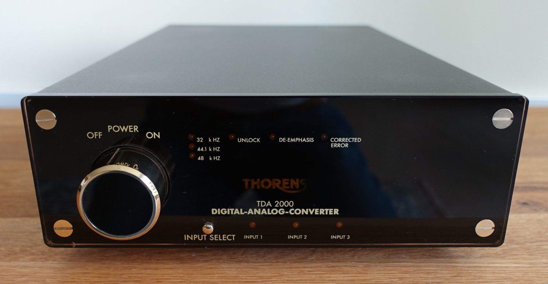 CD: Thorens TDA-2000 DAC – Usato da Zürich venduto da Makemake