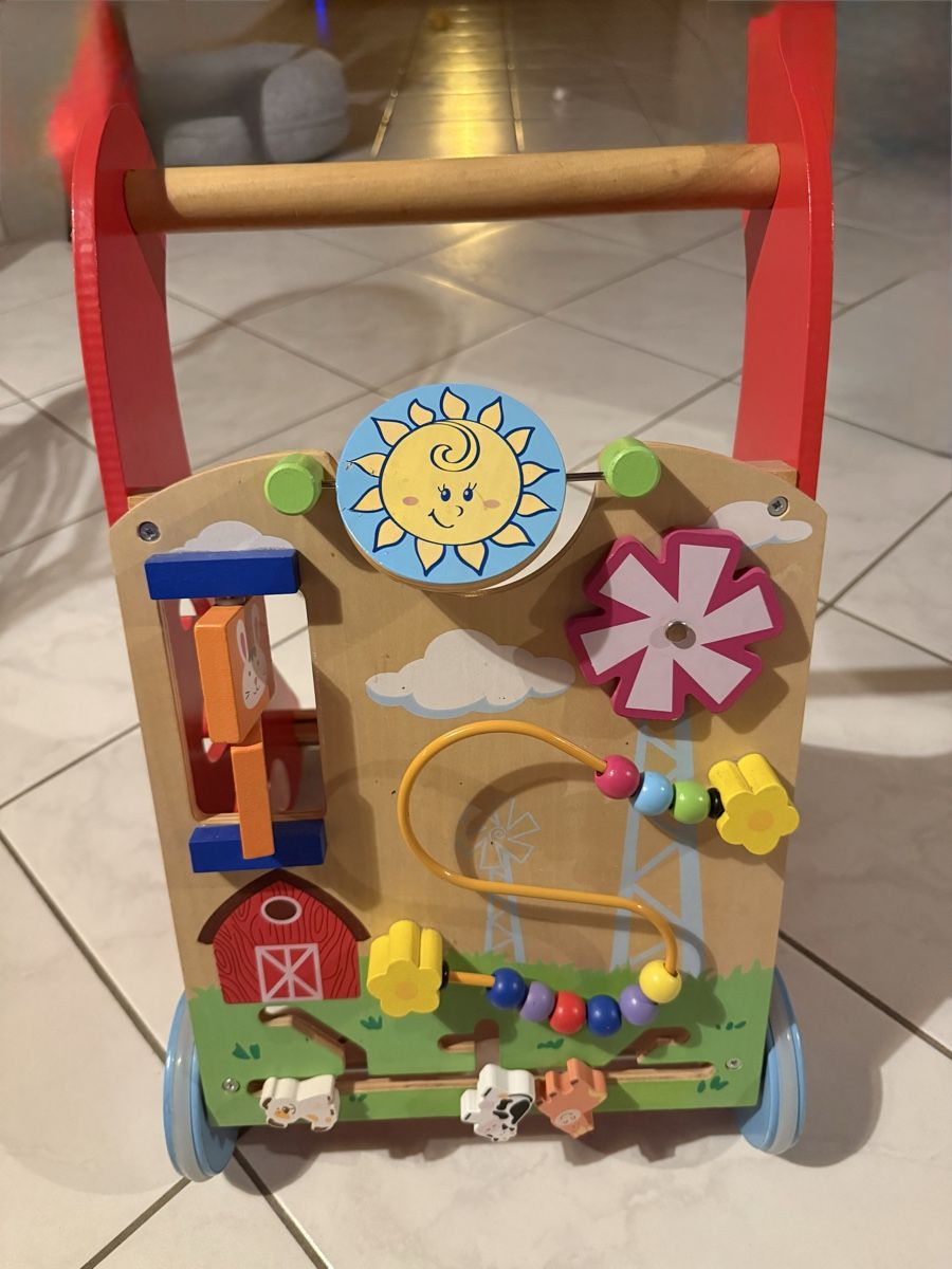 Aides à la marche: Trotteur enfant  – D'occasion à Corseaux par amelice17 2