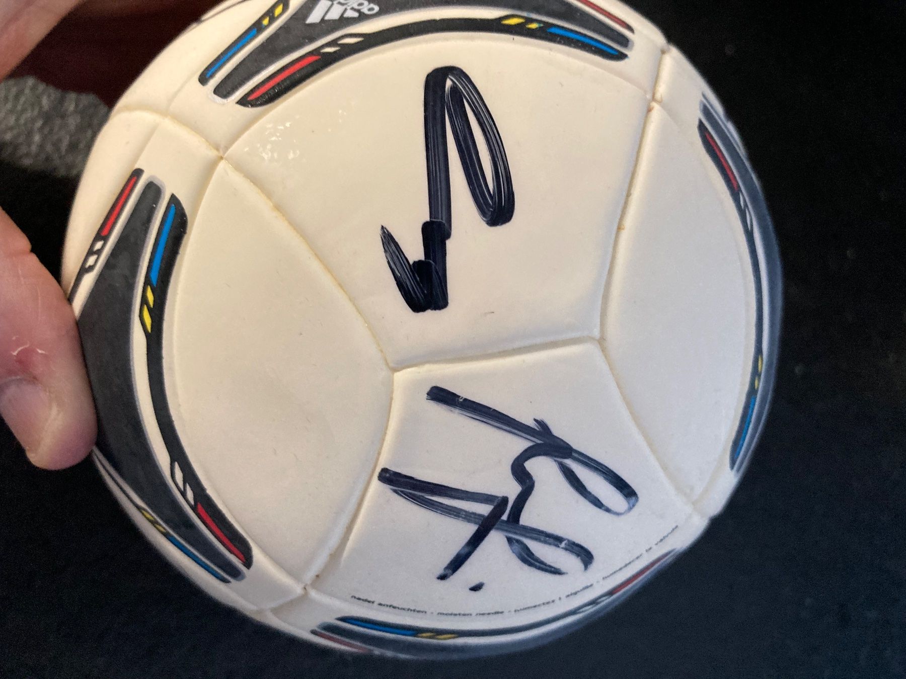Autografi: Autogramme FC Basel Saison 2012/2013 Mini Tango Ball – Usato da Ziefen venduto da Dancer99 3