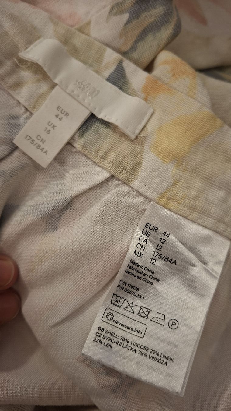 H&M Gonne: Sommerlicher Viskose-Rock – Usato da Oberengstringen venduto da Kimchimon 2
