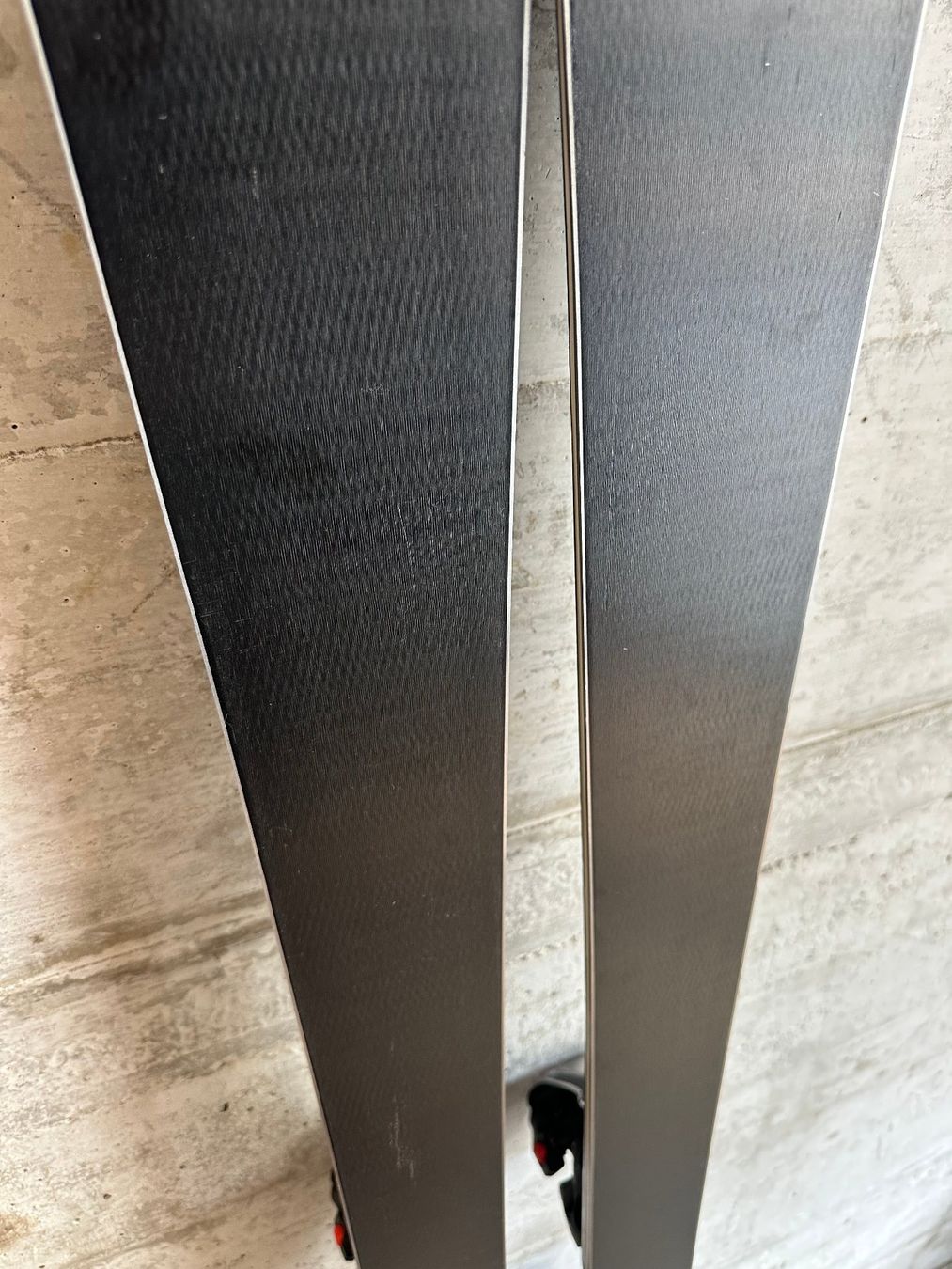 Völkl Sci: Völkl Flair 75 Ski 154CM – Usato da Emmenbrücke venduto da karkarkar 4