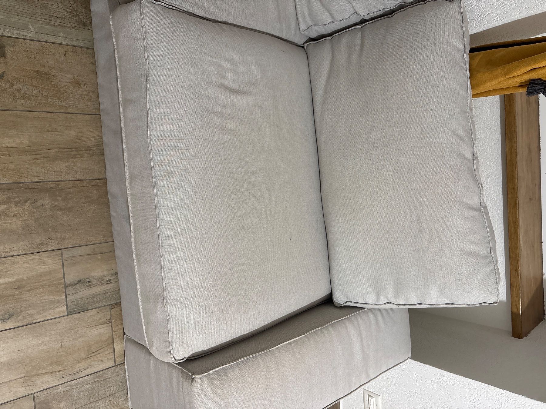 Ikea Divani: Canapé – Usato da La Côte-aux-Fées venduto da lou_wln9 2