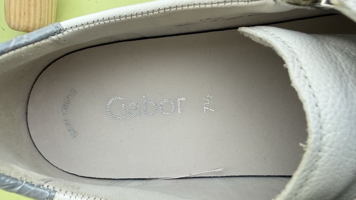Gabor Chaussures femmes: Lässige Gabor Leder Sneakers 7.5 – D'occasion à Sirnach par sirni 4