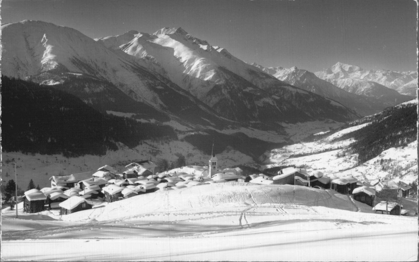 Cartoline postali: Alpenpanorama Bellwald 1540 m Wallis Ansichtskarte – Usato da Oberkirch LU venduto da sa_kr