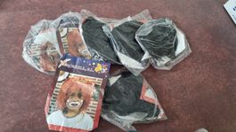 Schwarze Perücke, zerzaust, Schulterlang für 6.90