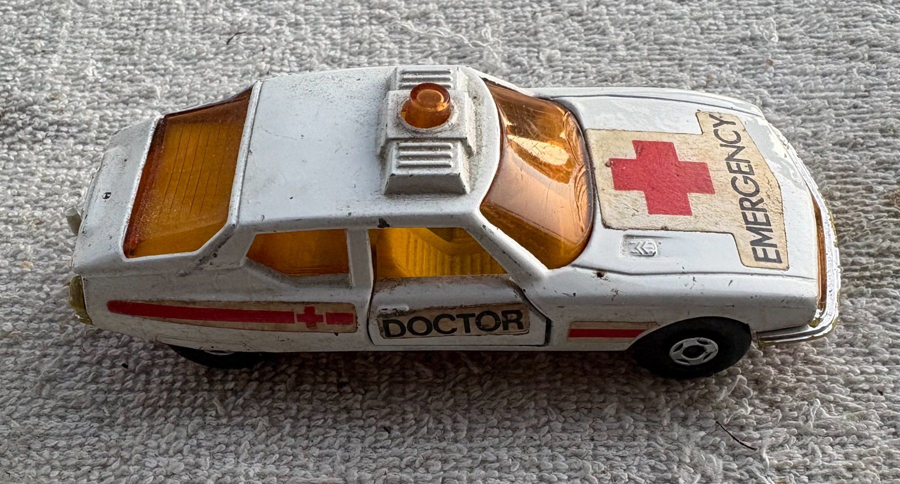 Matchbox Modellini d'auto: MATCHBOX DOKTOR CAR – Usato da Ostermundigen venduto da crazy-horse-1840