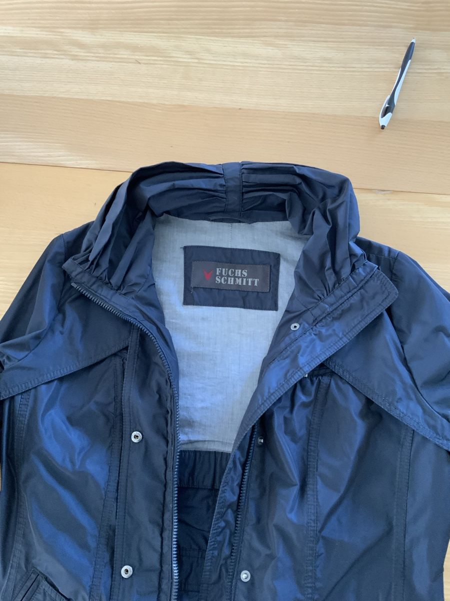 Fuchs Schmitt Giacche: Fuchs Schmitt Übergangsjacke, neuwertig, Grösse 38/M. – Usato da Frauenfeld venduto da CHNENO 1